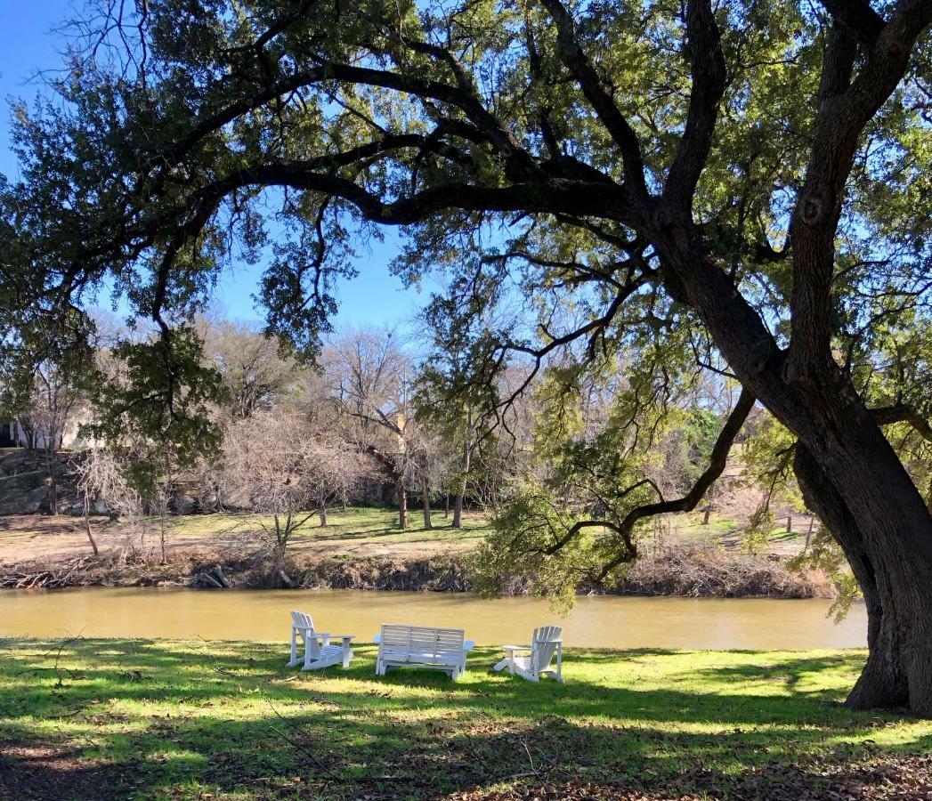 Inn On The River Glen Rose Εξωτερικό φωτογραφία
