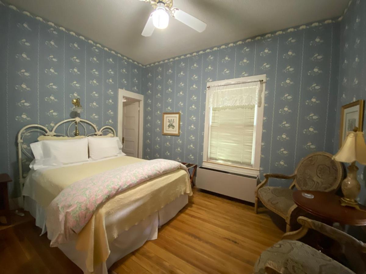 Inn On The River Glen Rose Εξωτερικό φωτογραφία